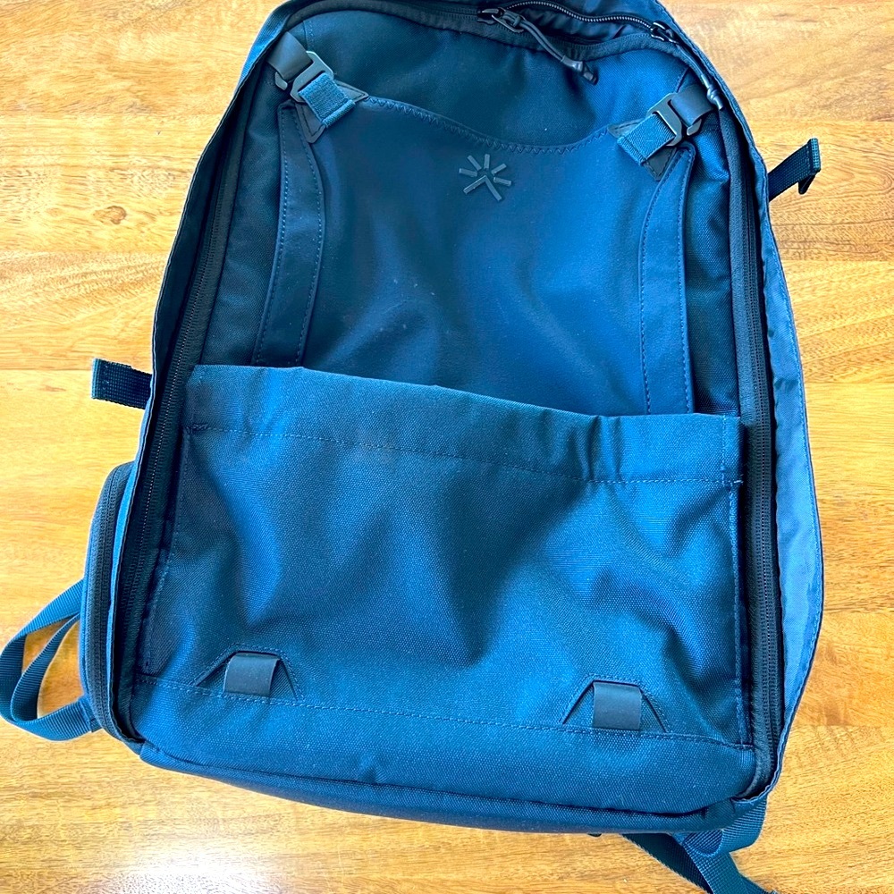 Tropic Feel Nest Backpack 1.0